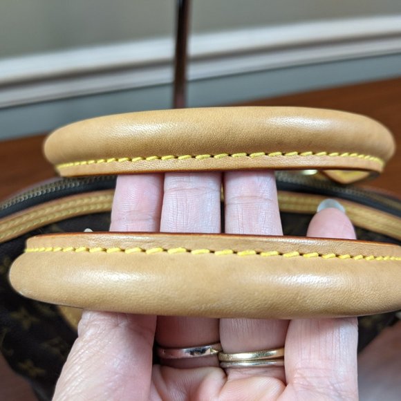 Auth Louis Vuitton Lockit Vertical PM Monogram - Picture 4 of 11